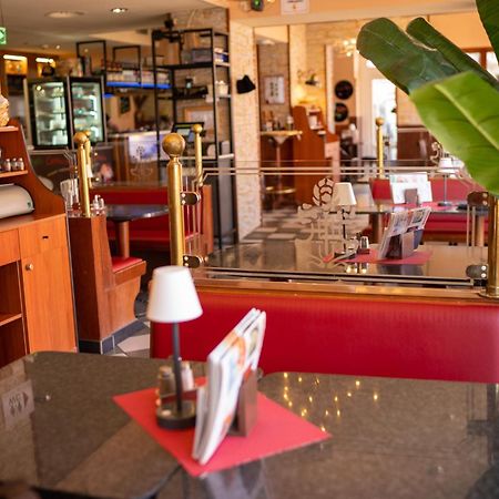 Villa Alba Binz Εξωτερικό φωτογραφία
